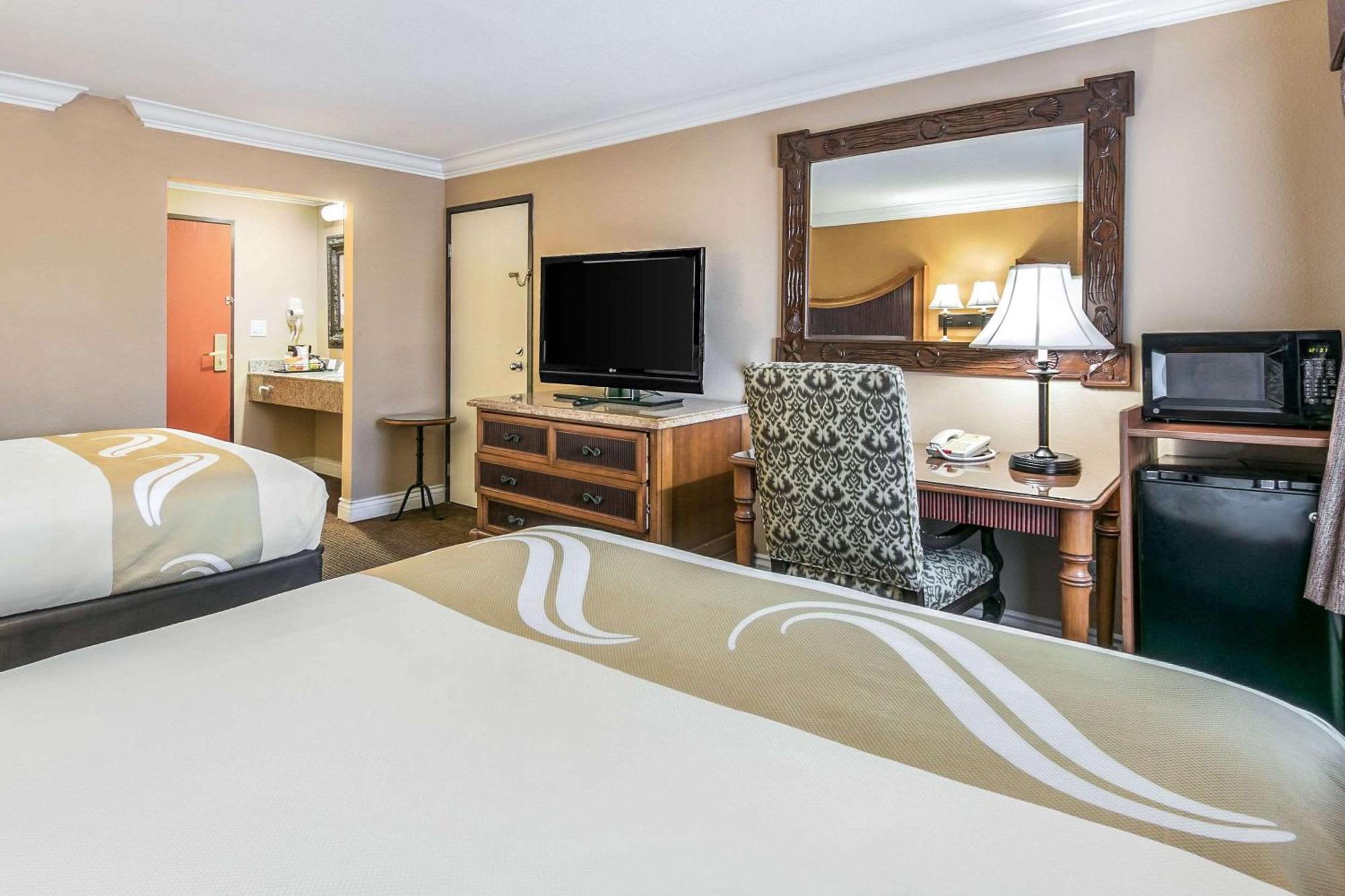 Quality Inn & Suites Atlanta Airport South College Park Buitenkant foto