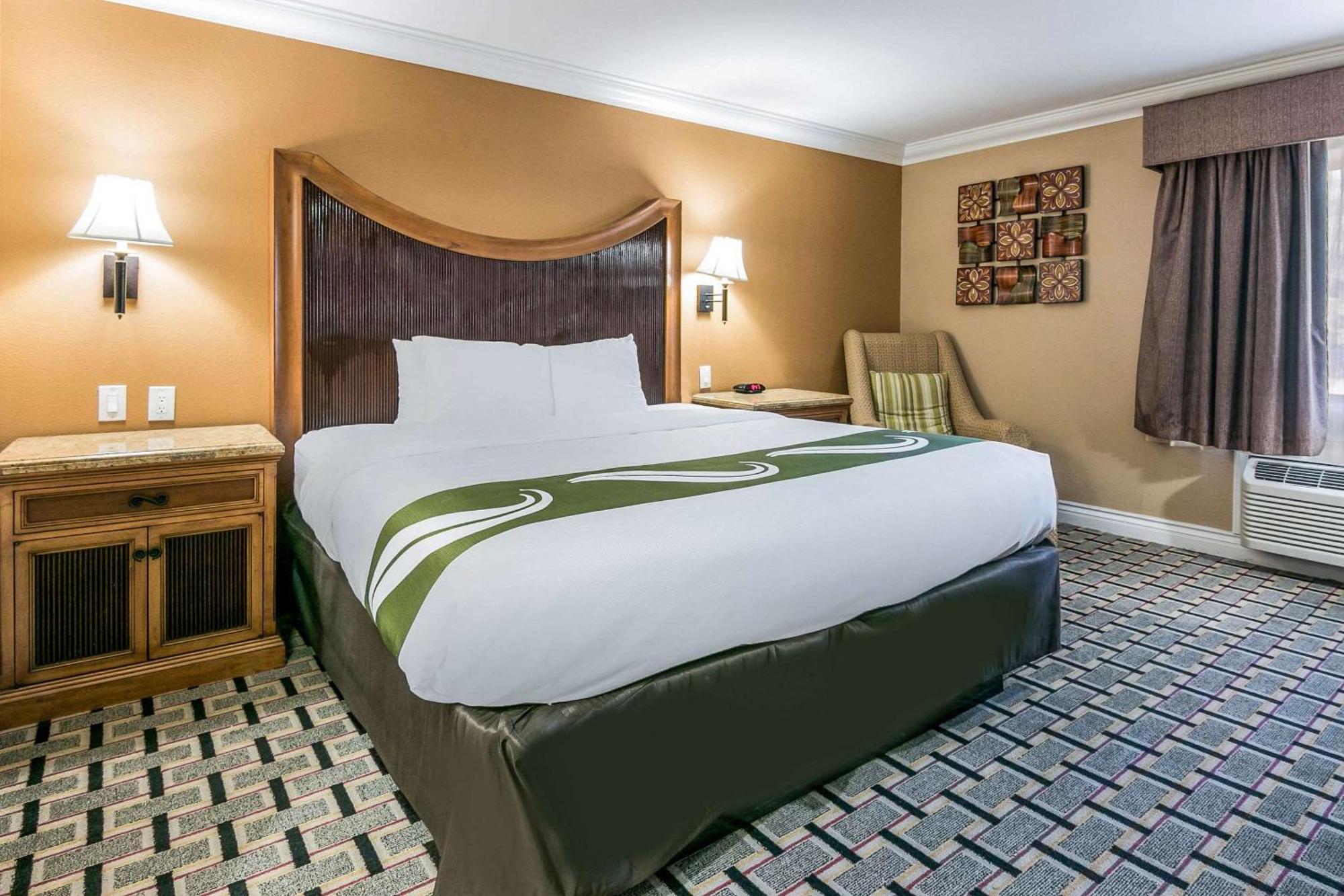 Quality Inn & Suites Atlanta Airport South College Park Buitenkant foto