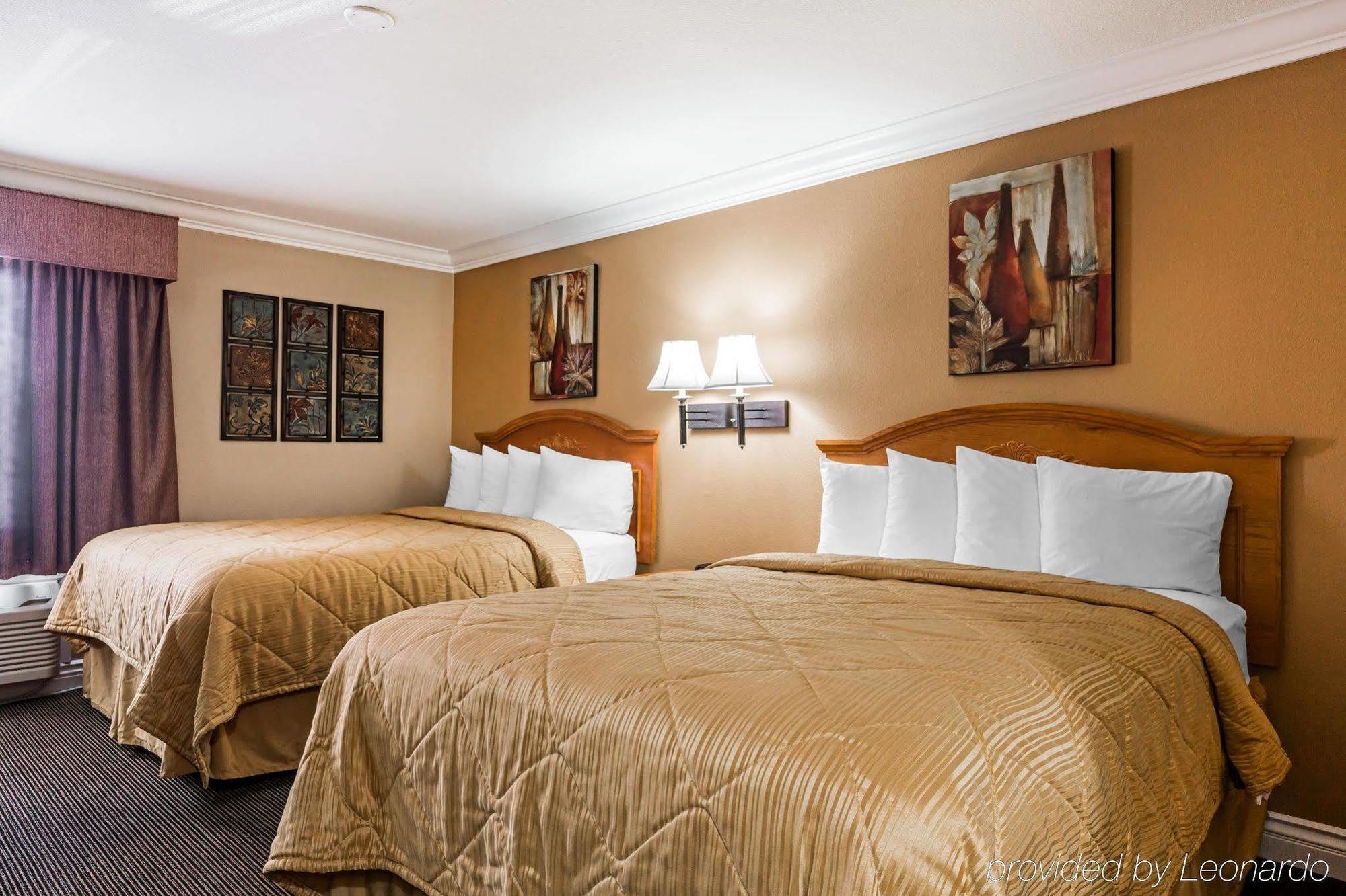 Quality Inn & Suites Atlanta Airport South College Park Buitenkant foto